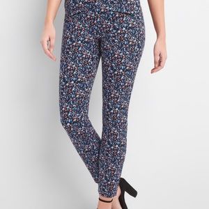 GAP Signature Skinny Ankle Floral Pants. NWT